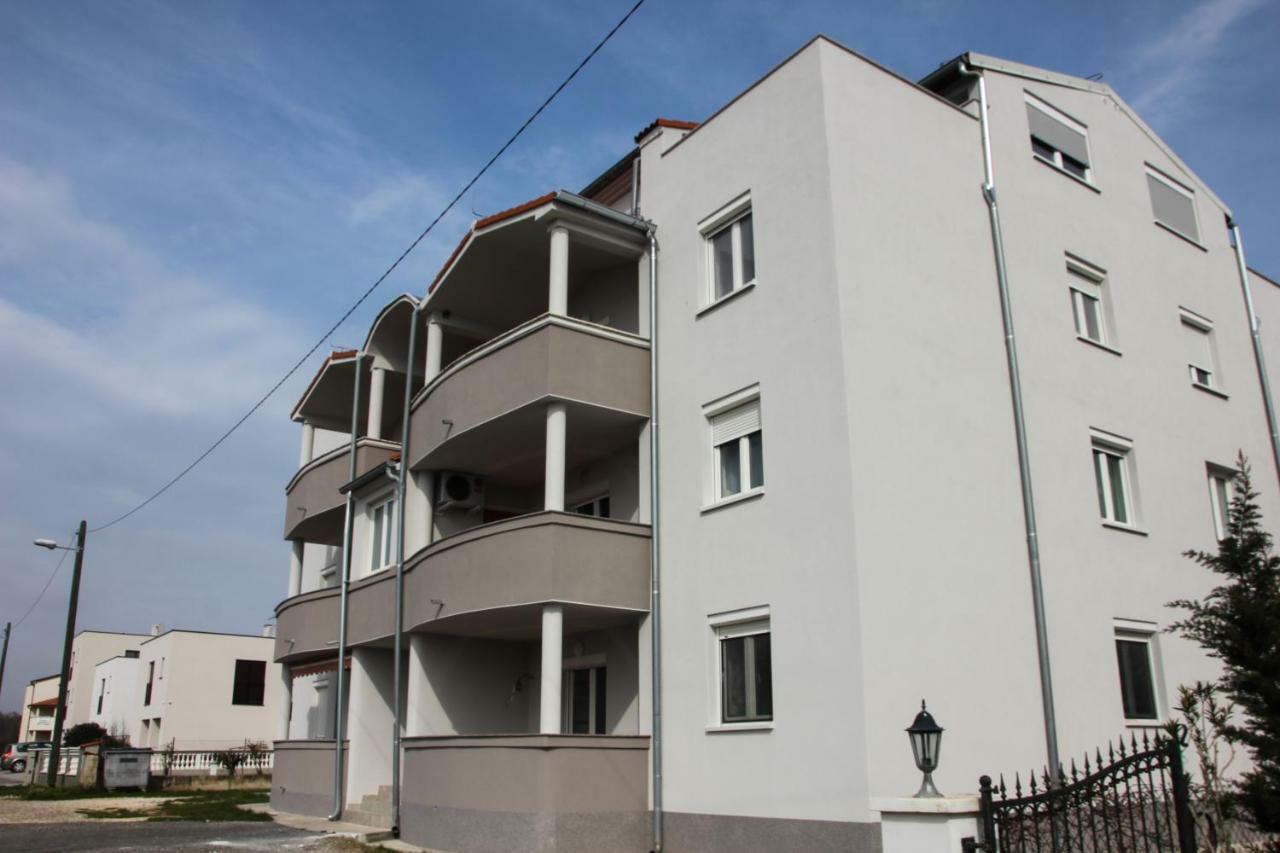 Apartments Dubravka Medulin Exteriör bild